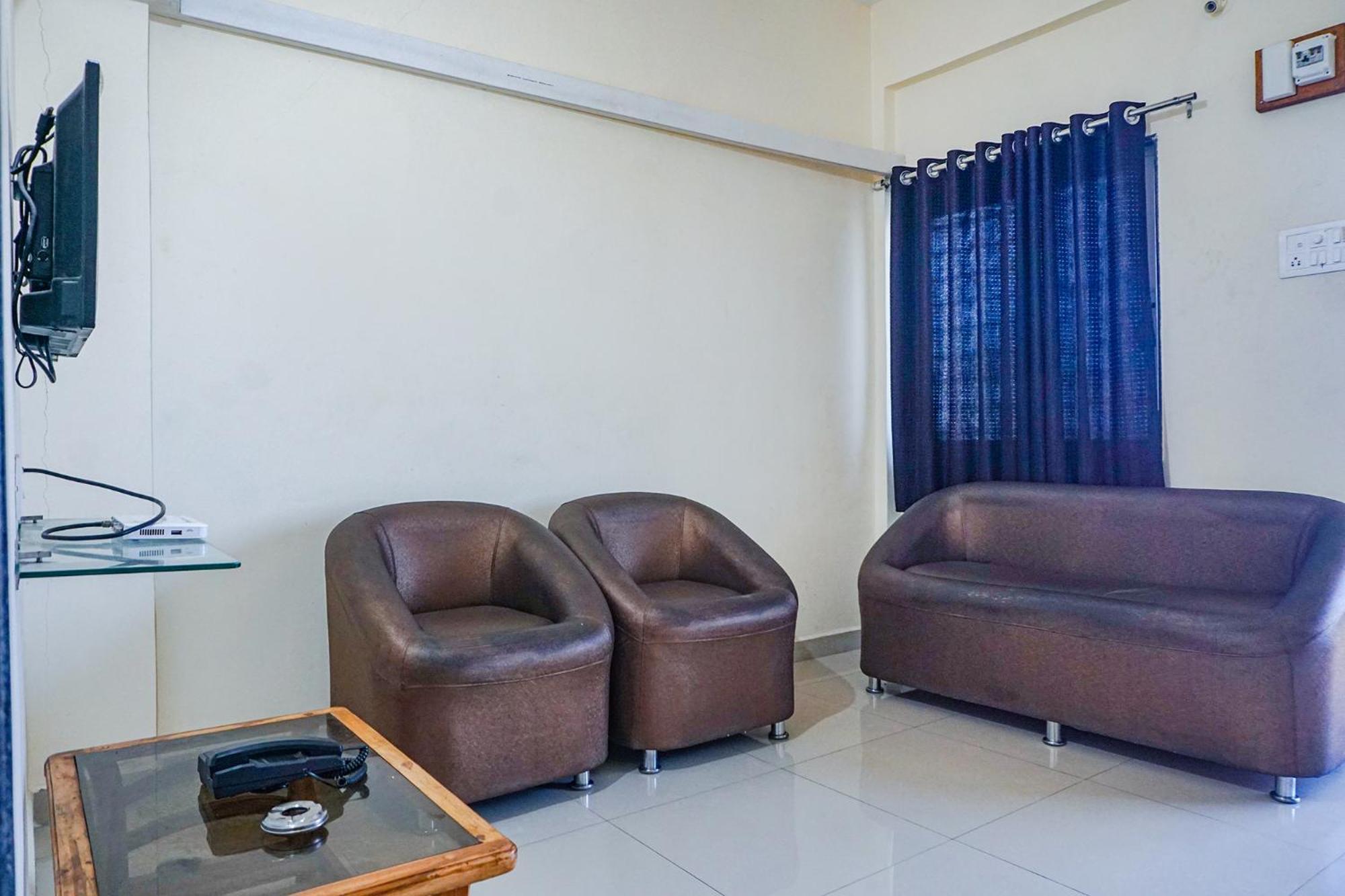 Fabexpress Vaishnav Inn Talegaon Dabhade Экстерьер фото
